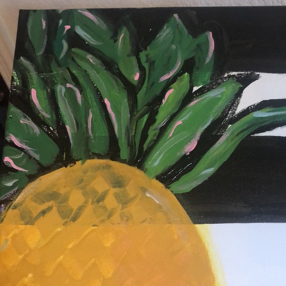 summer pineapple painting! 🍍 - Picture 5 of 6